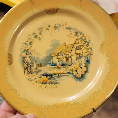 Baret ware cottage - baret, decorative