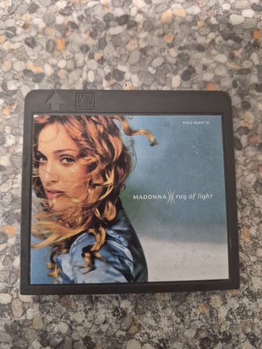 Madonna ray light - ray, of