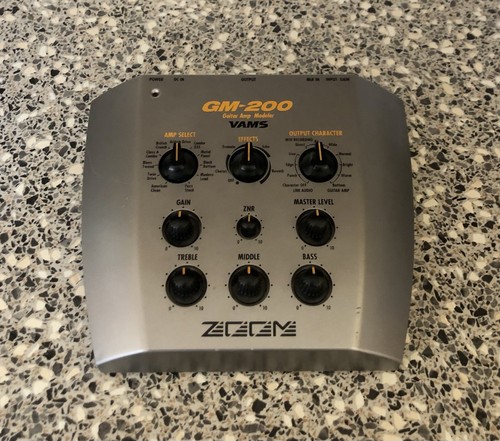 Zoom 200 guitar amp modeler - zoom,