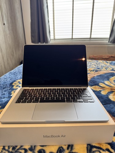 Apple macbook air - macbook, 2025