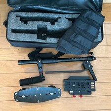 Flycam C6 stabilizer with arm brace