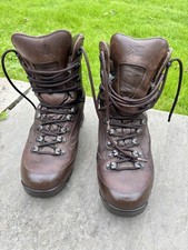 KARRIMOR BROWN BOOTS - 7 Wide Mens Cold Wet Weather Leather Bushcraft Hiking