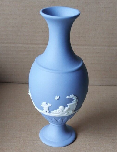 Wedgwood blue jasper - blue, classic