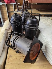 James Thomas Long Nose PAR64