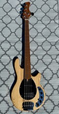 Sire Marcus Miller Z7-5 5-String Bass Guitar – Natural Swamp Ash