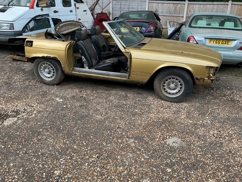 Mercedes benz 350sl r107 model - mercedes,