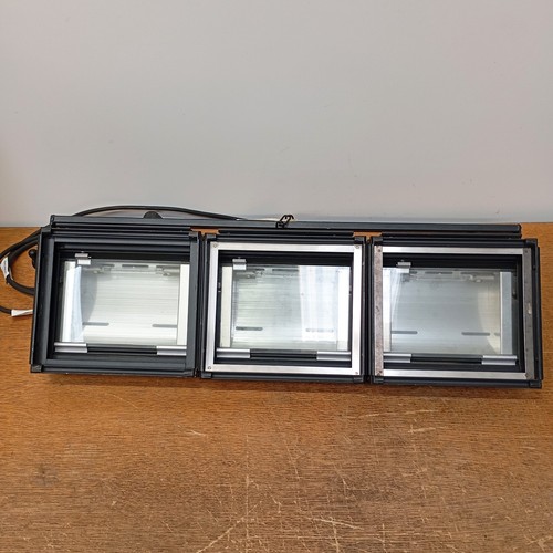 Selecon acclaim 500w flood - selecon,