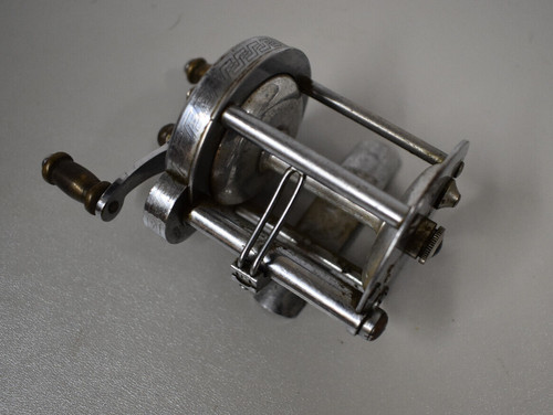 Vintage pflueger akron - vintage,