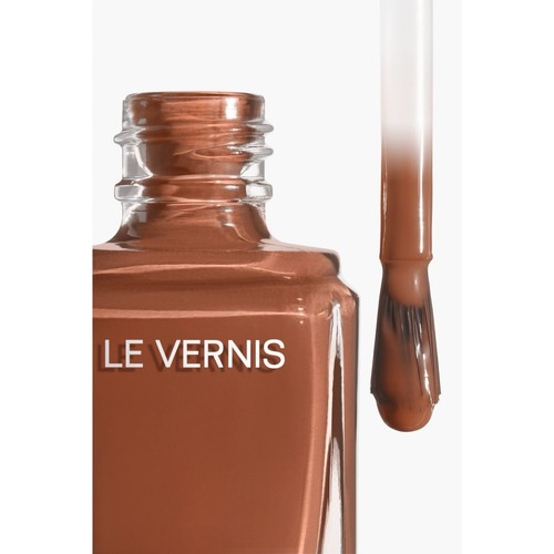 Chanel vernis nail polish - vernis,