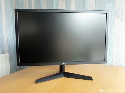 Full hd 144hz 1ms - 23.6",