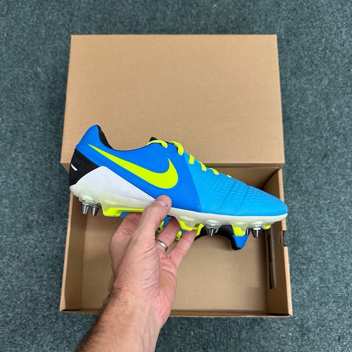 Nike ctr360 maestri iii - ctr360,