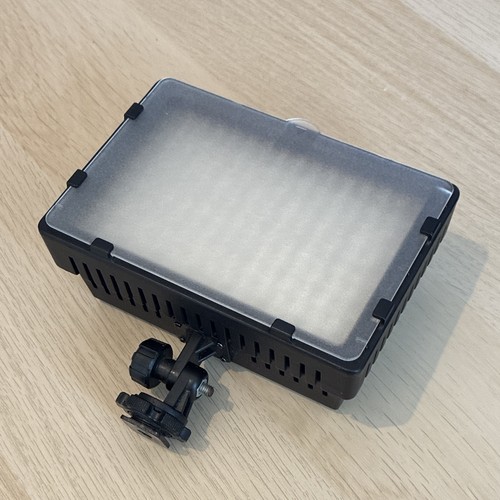 Neewer 160 led video light - led,