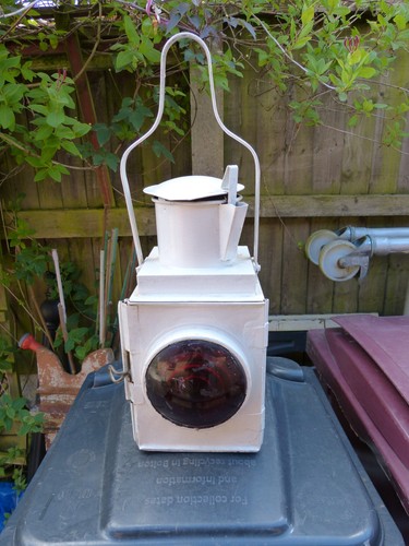 Vintage tail train lamp - br,