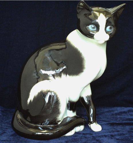 Vintage large lifelike goebel - vintage,