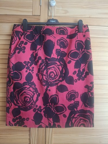 Hobbs raspberry and - and, black