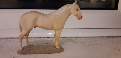 Horsing arourd stablemate - arourd,