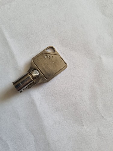 Key 051 for - bewator, vanderbilt