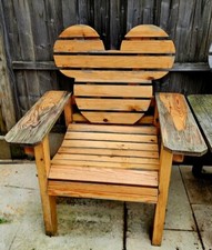 *Mickey Mouse* Wooden Garden