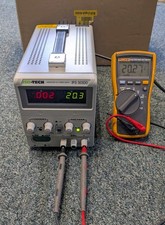 ISO-TECH IPS 303DD Laboratory