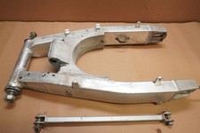 SUZUKI GSXR GSXR400 400 GK76A 1991-94 swingarm body frame light damage