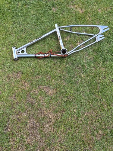 Raleigh tuff burner mk1 - tuff, frame