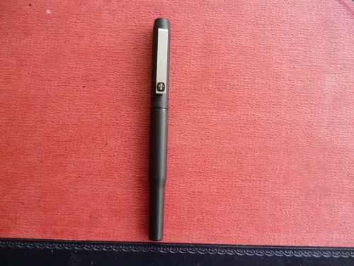 Parker matte black pen - 25, f/pen