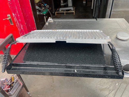 Salamander wall grill - salamander,