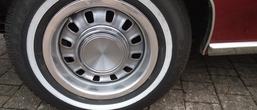 Wanted wheel hub - wanted, cap