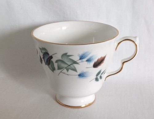 Colclough linden tea cup - colclough, bone
