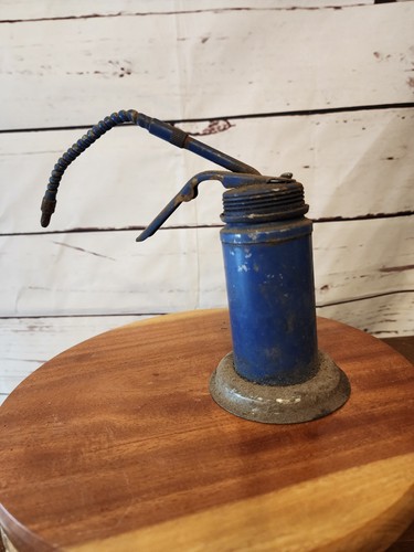 Vintage oil can - vintage,