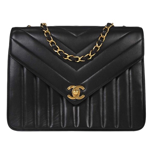 Chanel black lambskin chevron - chanel,