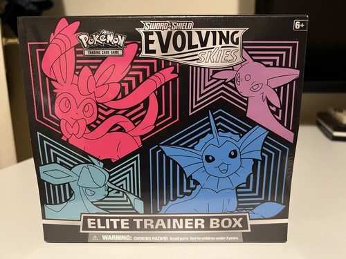 Pokemon tcg evolving skies - tcg,