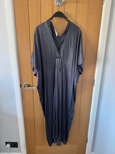 Bnwt zara grey satin - bnwt, kaftan