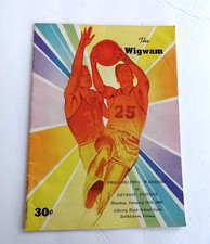 "THE WIGWAM" 1960 PROGRAM PHILA. WARRIORS vs. DETROIT PISTONS CHAMBERLAIN ROOKIE