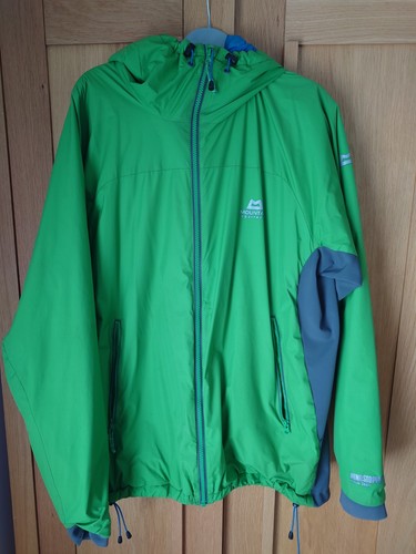 Mountain equipment bastian - equipment,