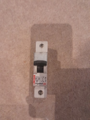 Legrand amp curve - legrand, 32