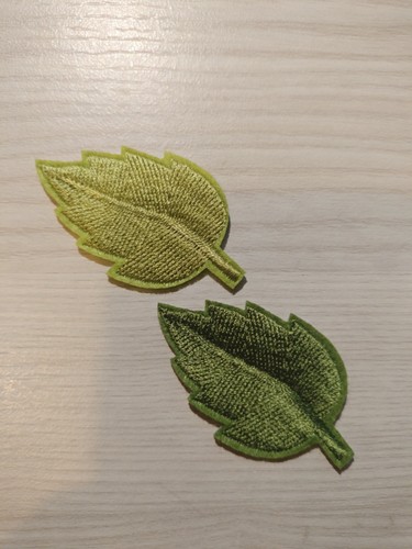 2pcs green leaves embroidered - 2pcs,
