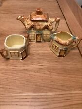 KEELE STREET Pottery Cottage