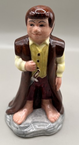 Royal doulton lotr middle - doulton,