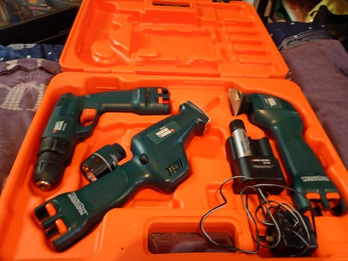 Black and decker screwdriver - decker,