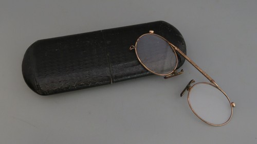 Old pince nez gold tone - old, metal