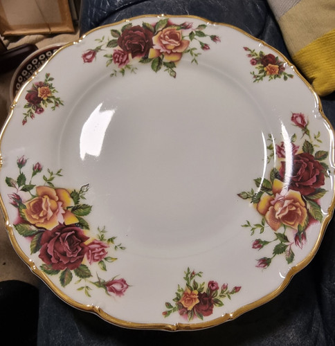 Czechoslovakia fine china - mz,