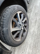 Toyota Yaris Excel Hybrid 2017