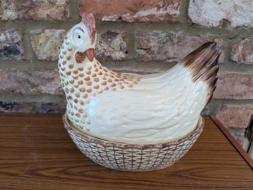 Egg holder catherine hen - egg,