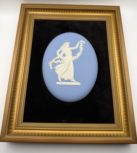 Wedgwood blue jasperware - blue,