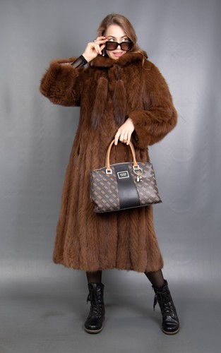 9146 gorgeous real russian - gorgeous,