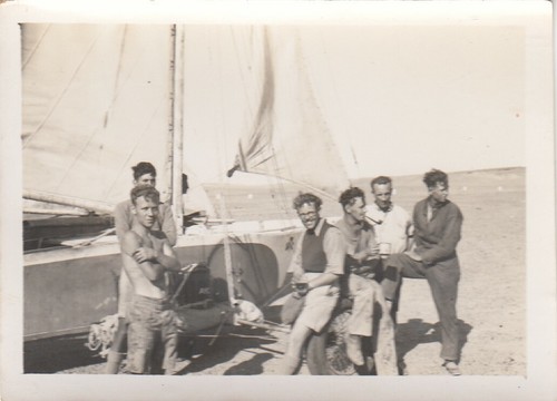 Sand yachts land - yachts, /
