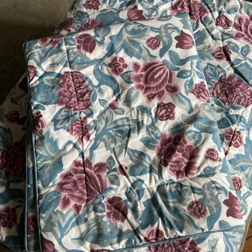 Laura ashley acanthus fabric - laura,