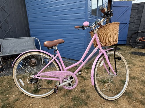 Ladies shopping bike with - ladies,