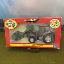 Boxed Britains #09448 1/32 Scale Valtra Valmet 115 City Tractor(Loader) Model